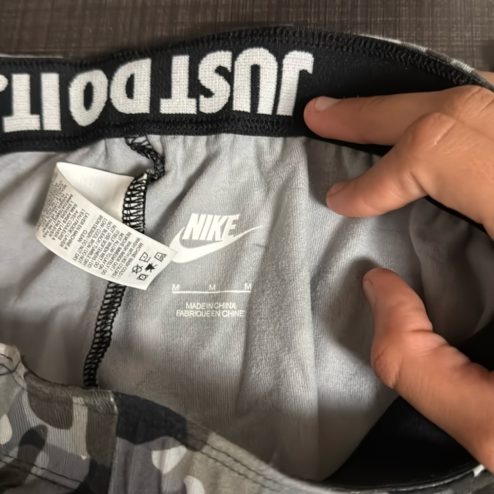Nike camouflage leggings